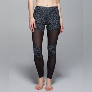Lululemon Hot To Street Pant
Biggie Brushed Animal Coal Black / Black